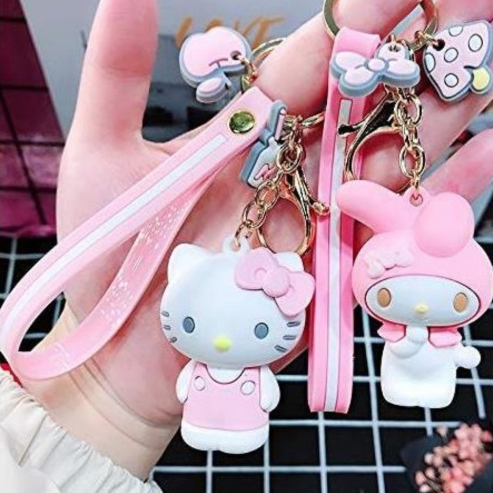 Hello Kitty Keychain - Picture 9 of 11